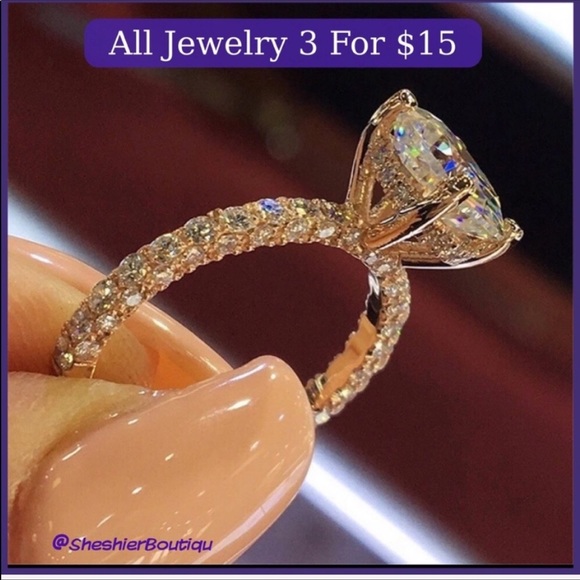 Fashion Jewelry Jewelry - 💜3 For $15 - All Jewelry When Bundled💜